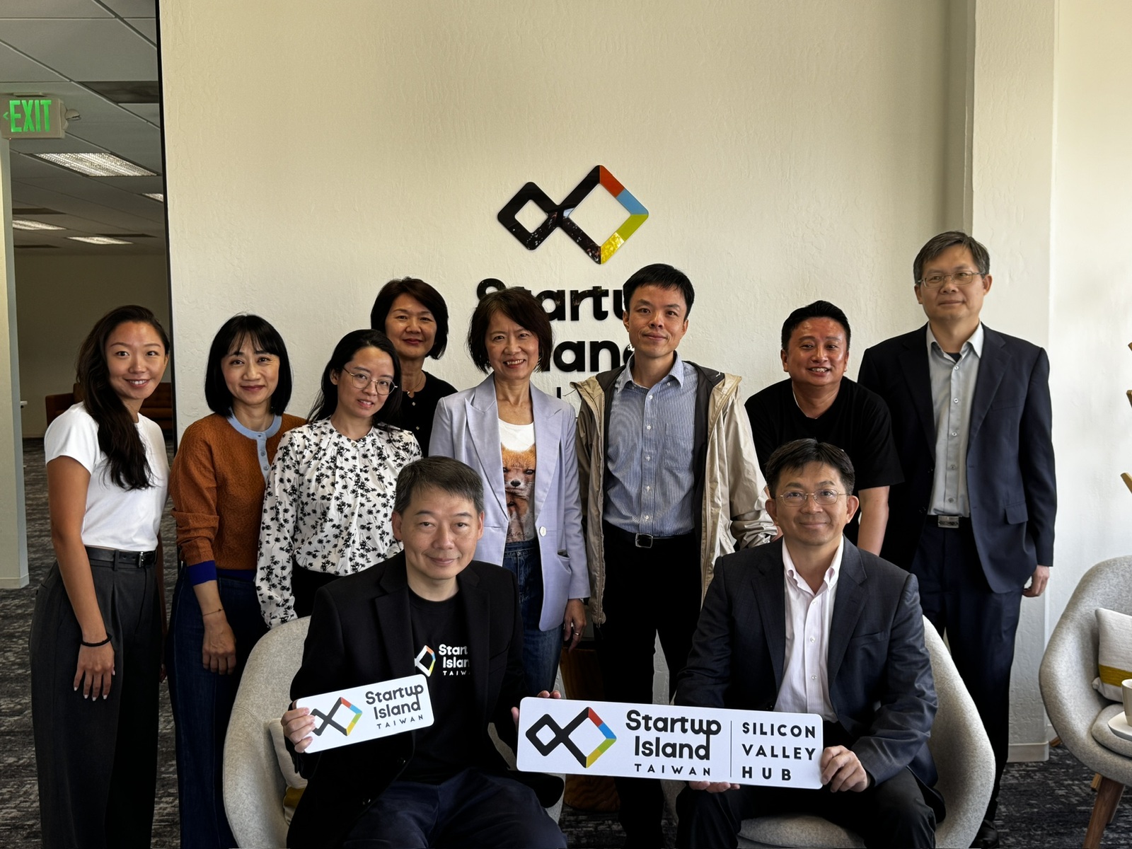 Group photo of the NSYSU delegation with the Startup Island Taiwan team in Silicon ValleyImage