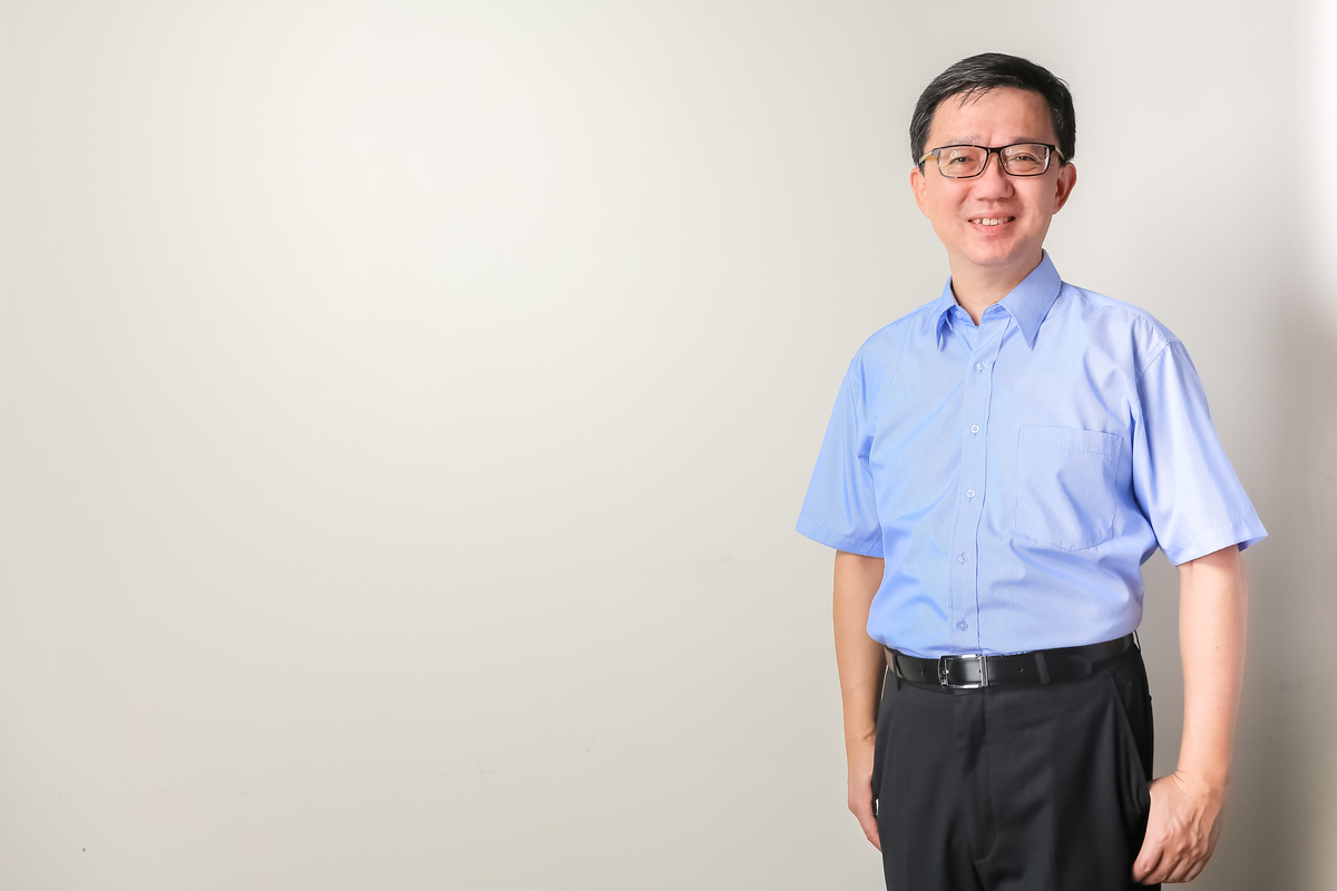 Professor Jimmy C. M. Kao of the Institute of Environmental Engineering