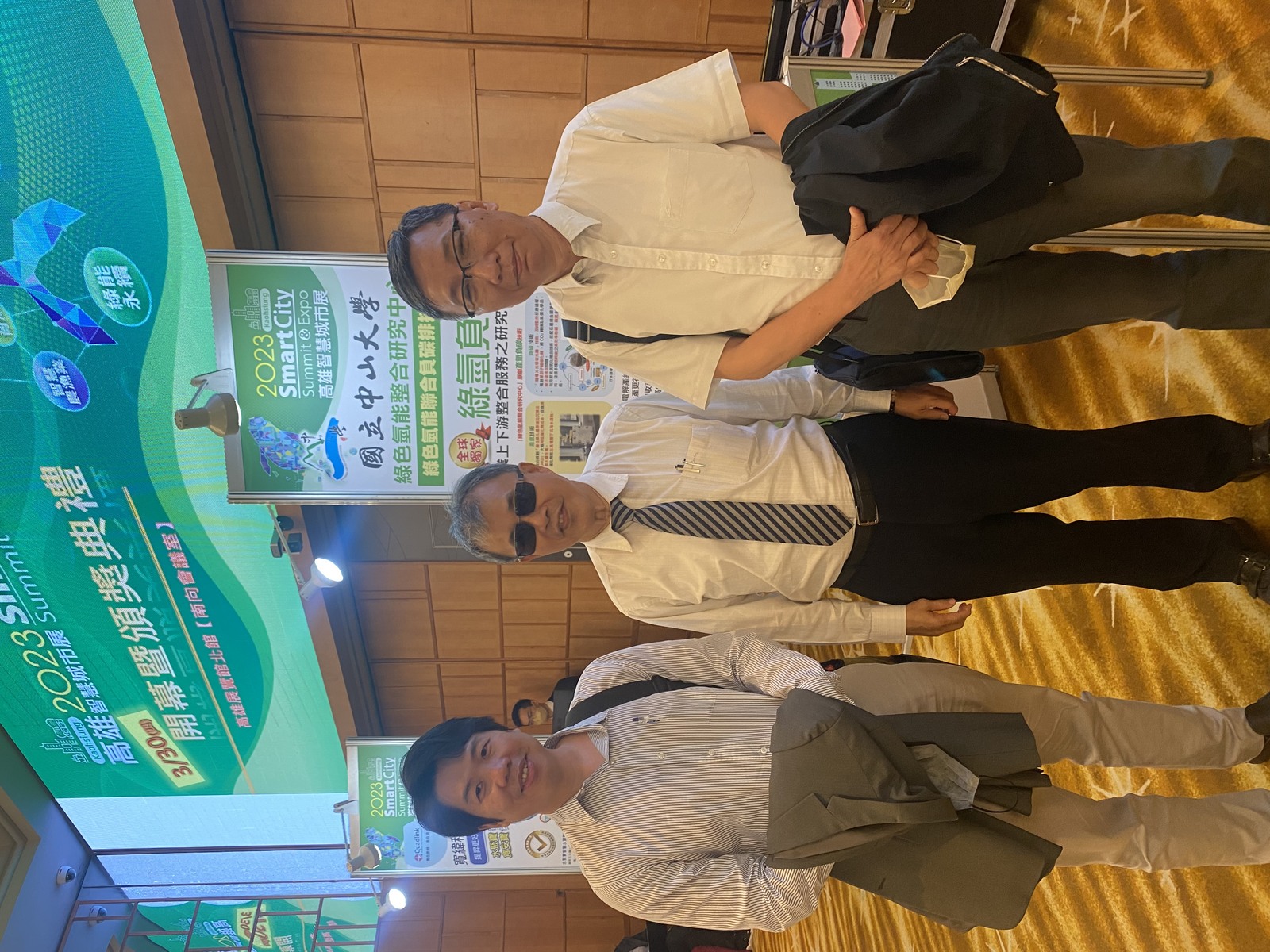 (From the left of the photo) Director of the Green Hydrogen Research Center Chun-Hu Chen, President of NSYSU Ying-Yao Cheng, and Vice President of OGIACA at NSYSU Ann-Kuo Chu