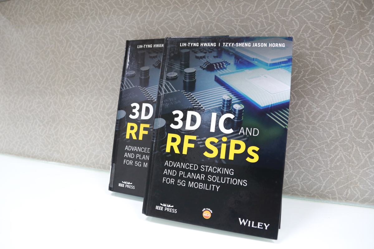 “3D IC and RF SiPs, Advanced Stacking and Planar Solutions for 5G” obtained the Most Influential Research Monograph Award in the category of Engineering Technology.