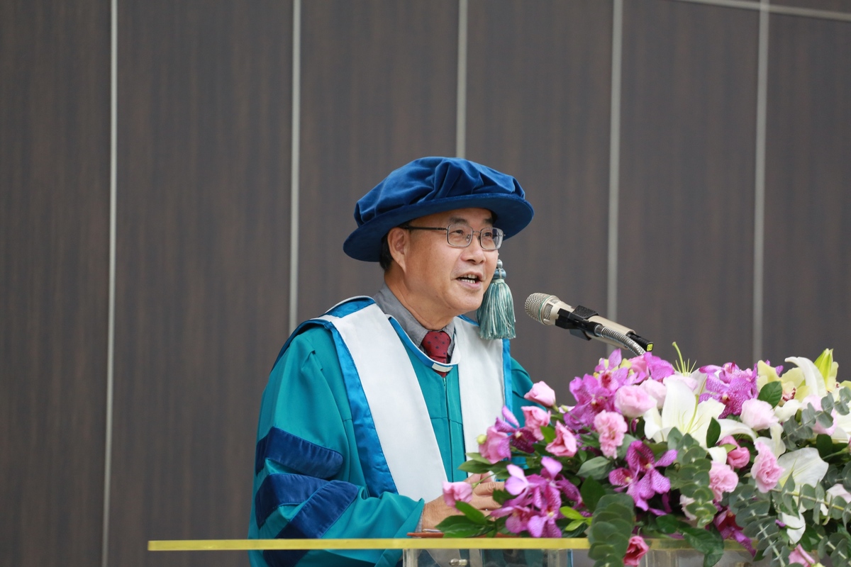 NSYSU awards Honorary Doctorate to Eric Lee, 4th generation successor of Jiu Zhen Nan Foods