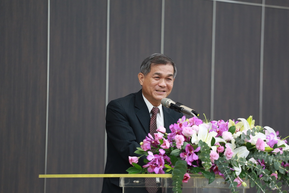 NSYSU awards Honorary Doctorate to Eric Lee, 4th generation successor of Jiu Zhen Nan Foods