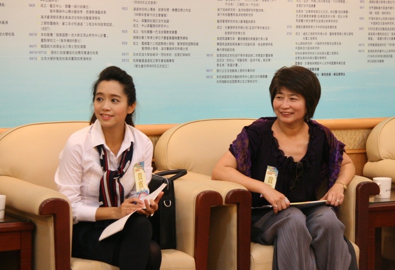 青輔會主委陳以真參與中山大學座談會 探討如何增進青年就業力圖片