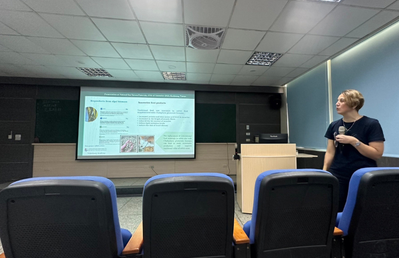 Dr. Judita Koreiviene conducted a talk for undergraduate students at the Department of Marine Biotechnology and Resources.