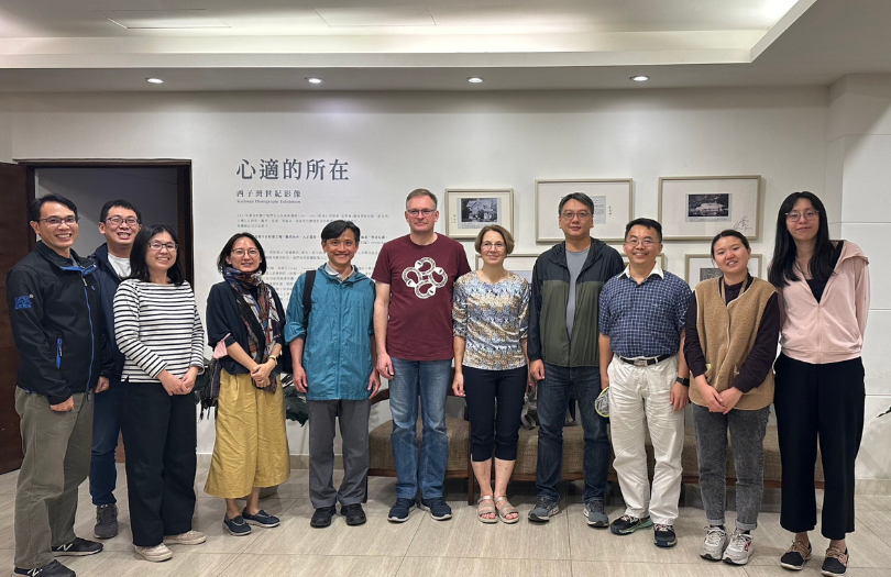 Dinner banquet with faculty members of the Department of Marine Biotechnology and Resources