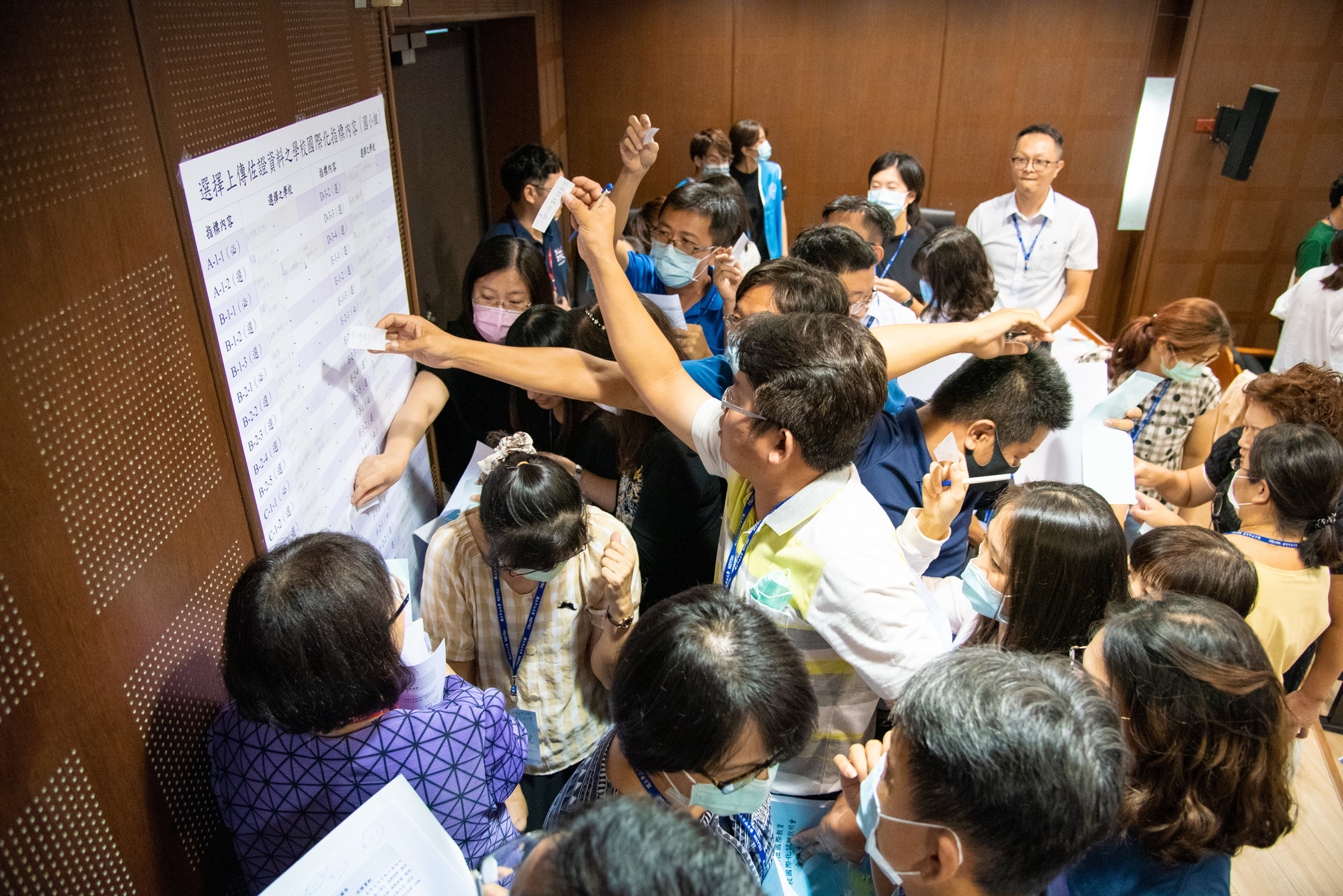 In groups, school representatives uploaded materials relating to standards.