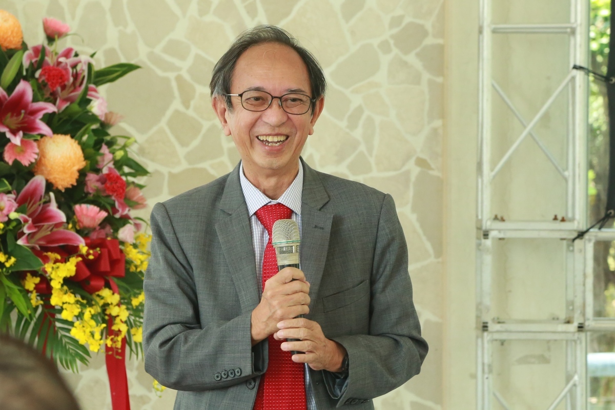 Scholar of Academia Sinica Chung-Hsuan Chen said, that the memorandum signed between NSYSU and TIPC is like “marriage”, thus he wishes both partners “ten thousand years of good relationship”.Image