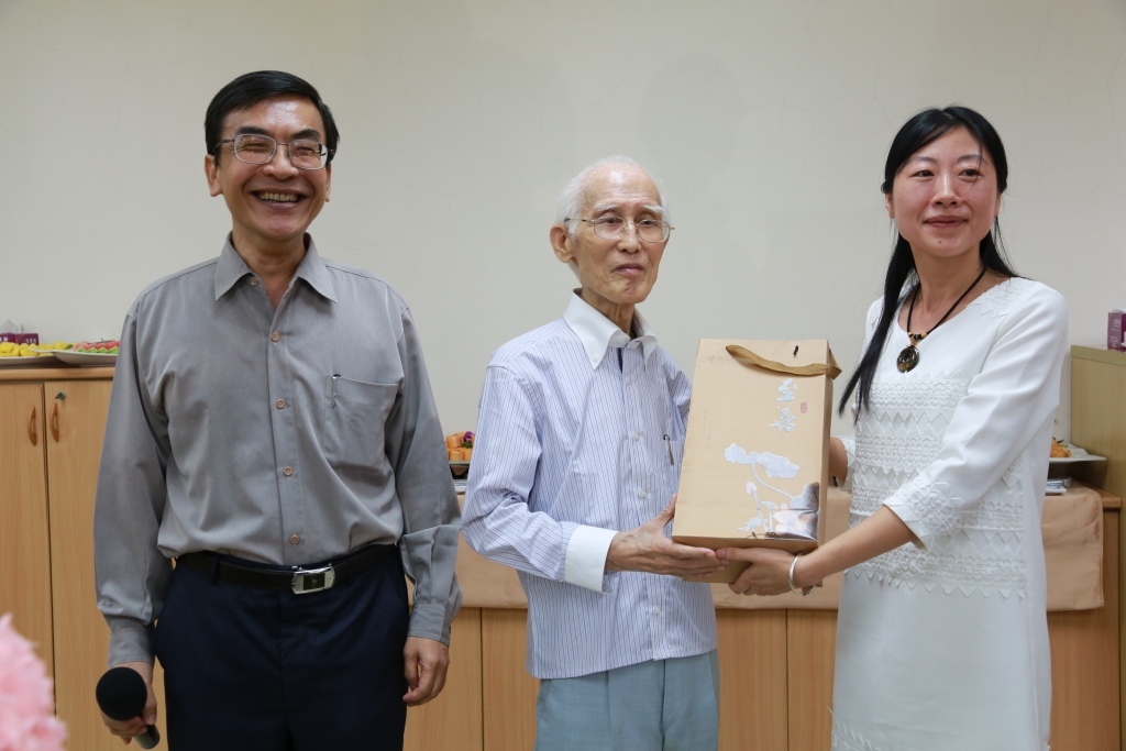武漢大學博士生也一同祝賀圖片