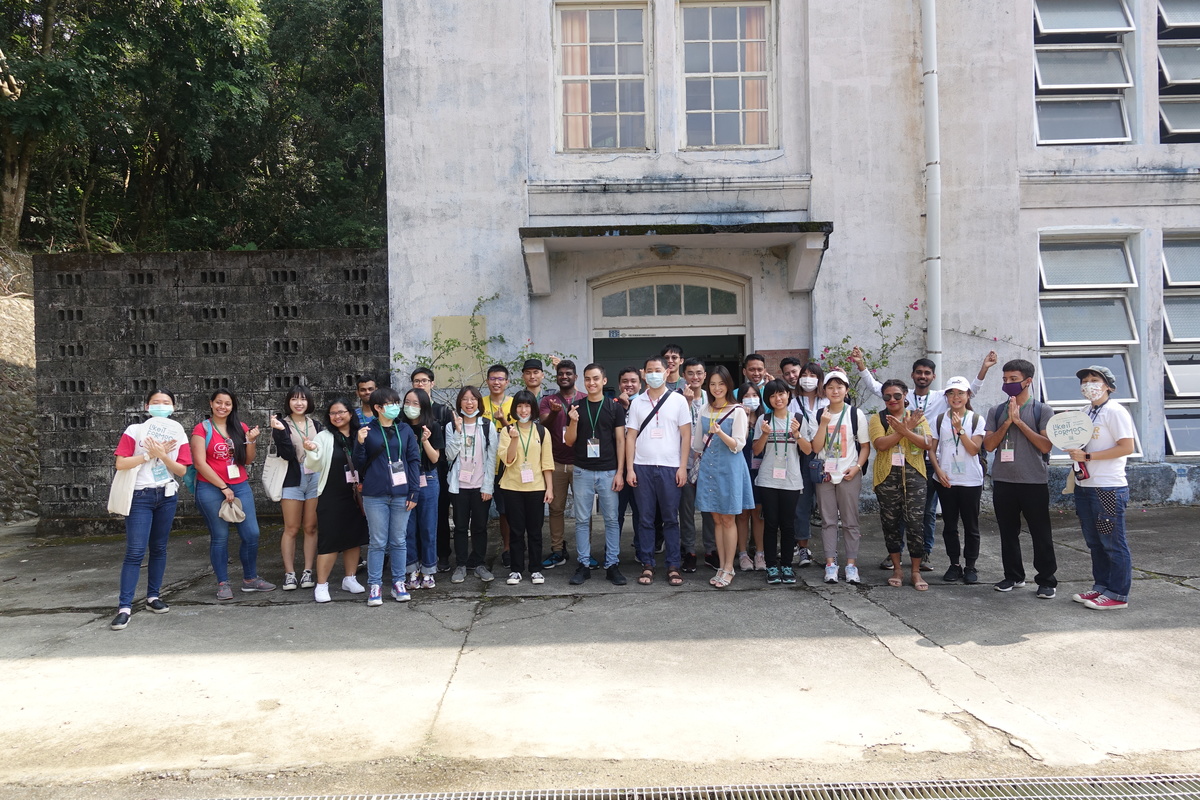 The group visited the Chu Men Unit of Chusaimen Power Plant.