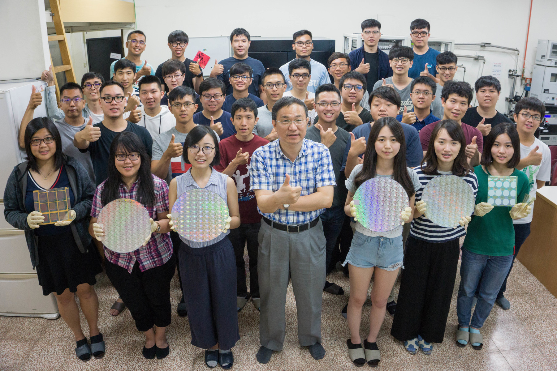 The Youngest Recipient! NSYSU Student Awarded an IEEE Fellowship圖片