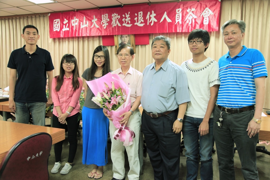 同仁獻花圖片