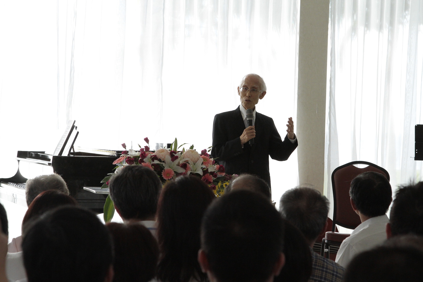 海峽兩岸暨港澳地區大學校長會議 一覽高雄山海美景圖片