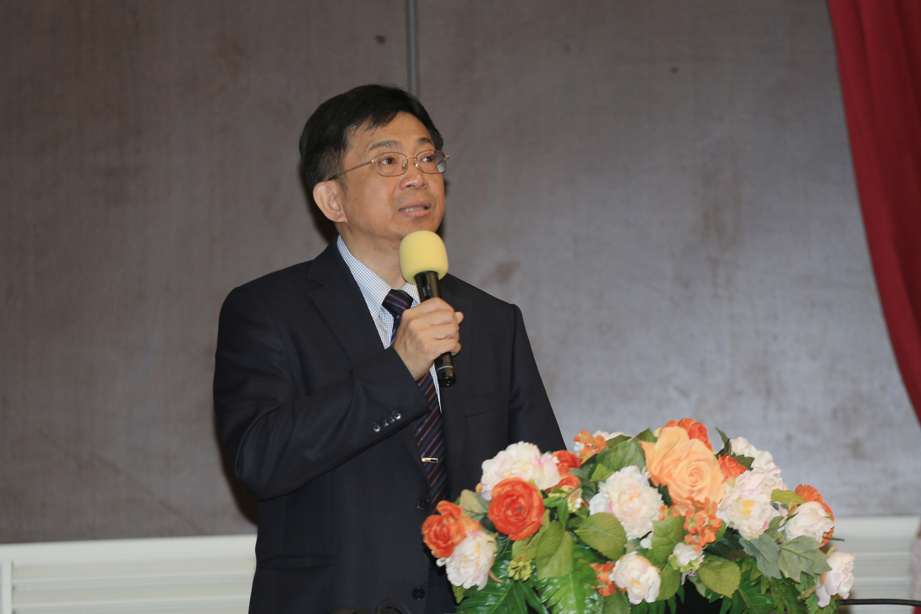 NSYSU President Chih-Peng Li noted that the "NSYSU × PSU Semiconductor Technologies & Photonics Workshop 2026" serves as an important platform for exchanging expertise, inspiring innovation, and exploring future collaboration opportunities between the two universities.Image