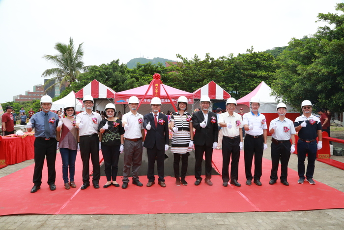 Construction of Sizihwan New Marine Center at NSYSU started today and is to be completed in May 2021