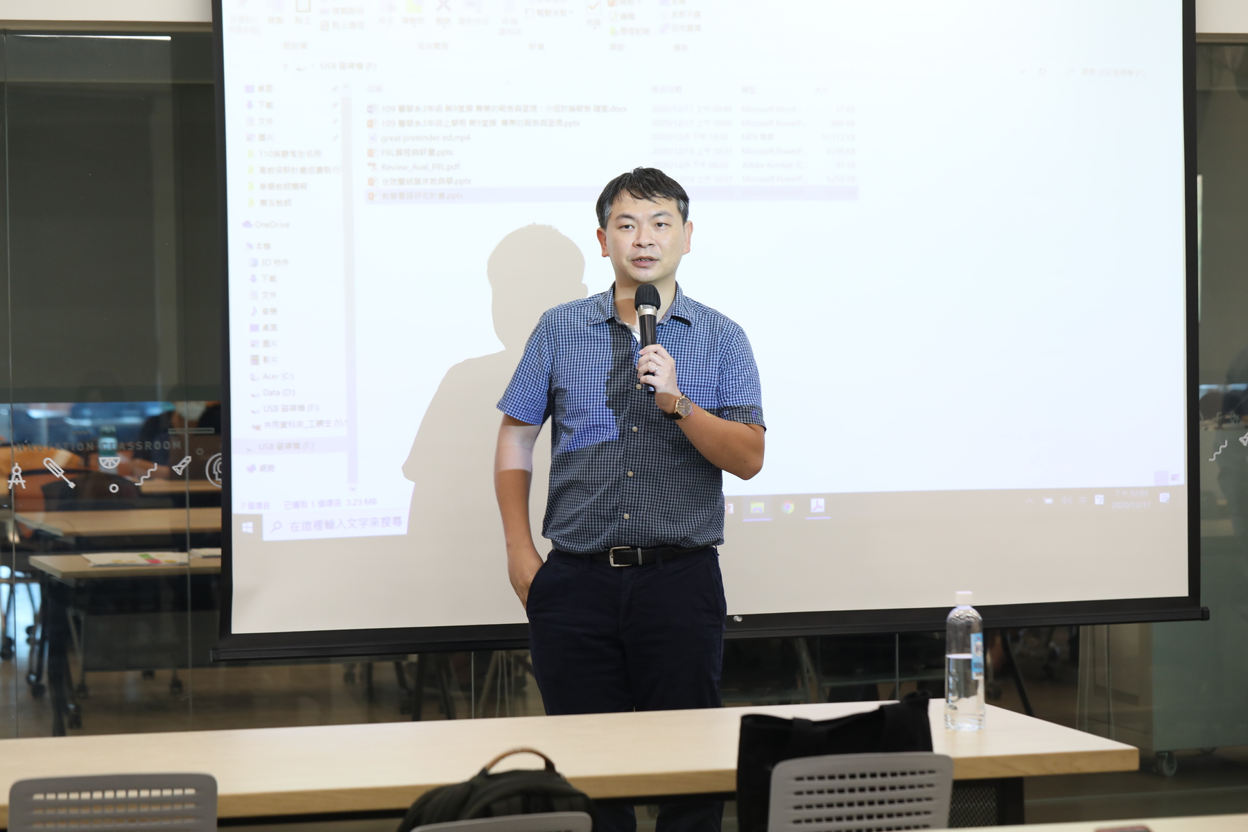 Director of the Teaching Practice Research Program at NSYSU and the Principal Investigator of the South Base of MOE Teaching Practice Research Program Tong-Yu Hsieh