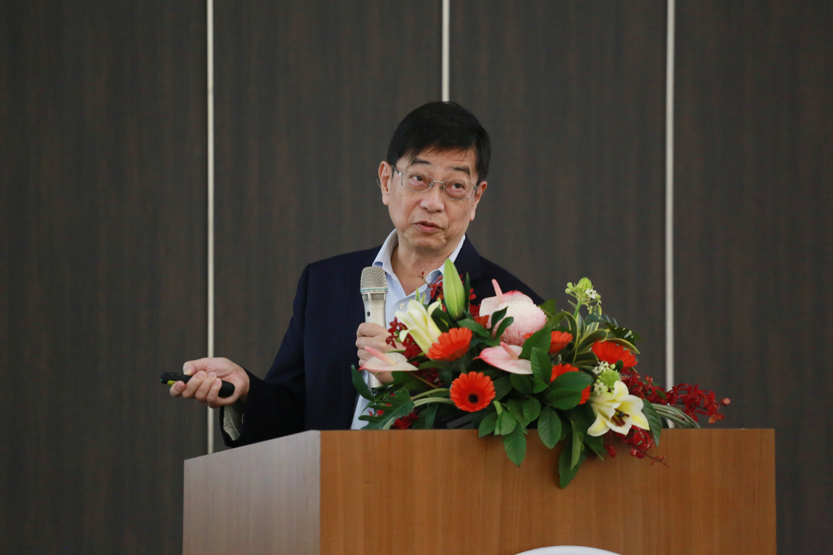 Fellow of Academia Sinica Professor Ting-Kuo Lee gave a speech on new physical phenomena reflected in collective behaviors.