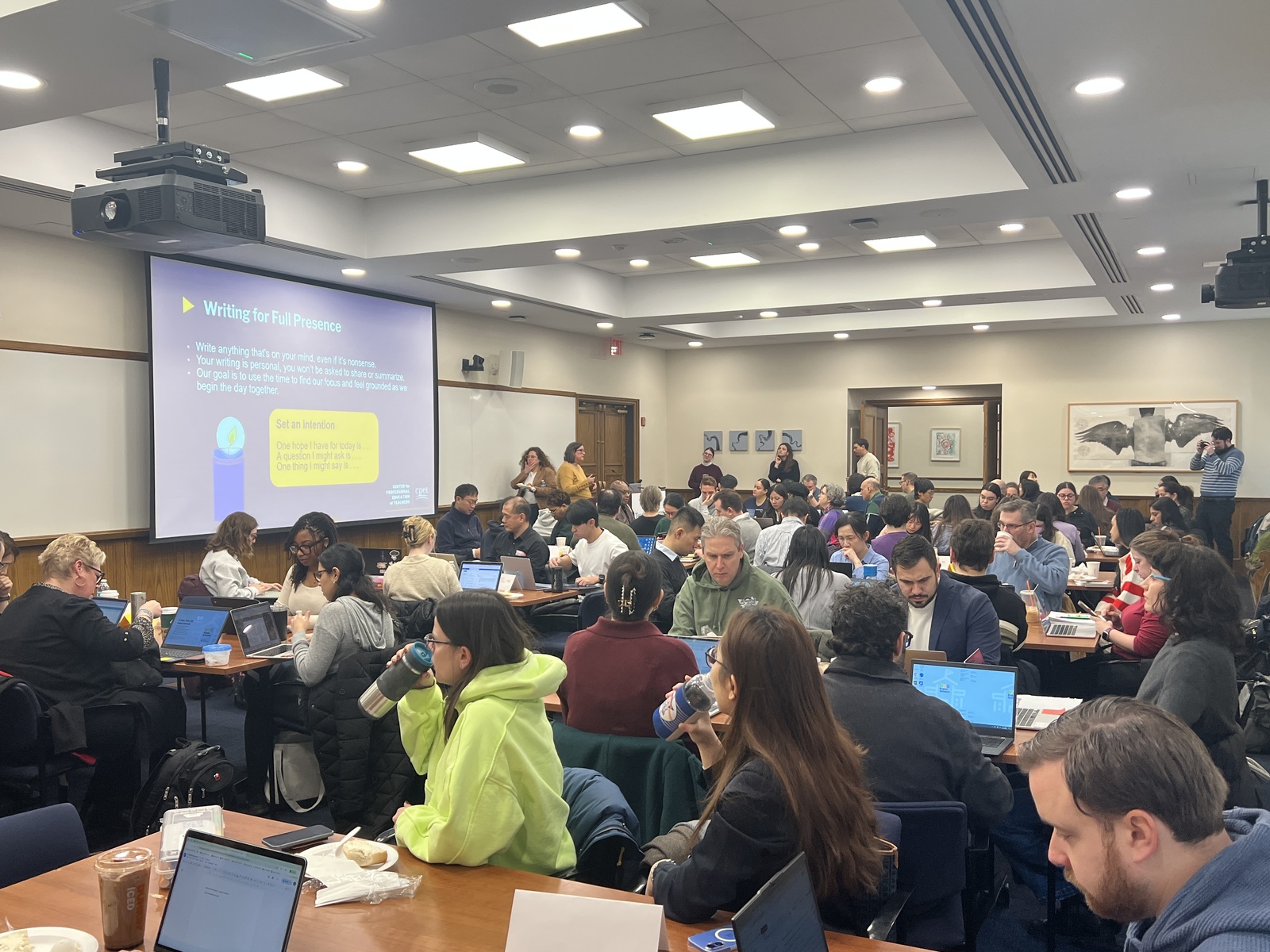 During the EMI training program at TC, NSYSU faculty members participated in professional development activities alongside more than 100 educators from across New York.Image