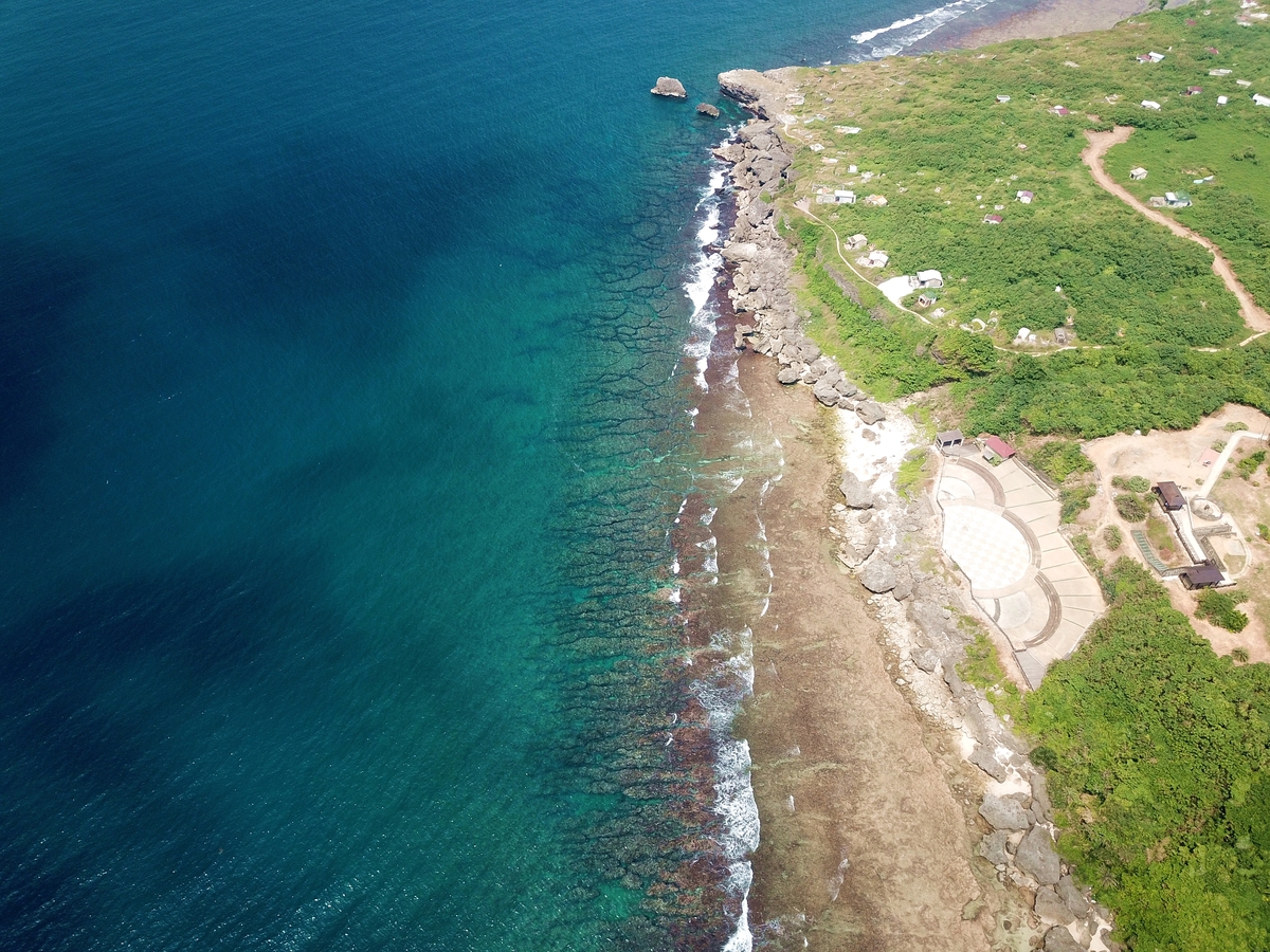 NSYSU and Pingtung County Government cooperate to save the environment of intertidal zones of Little Liuchiu