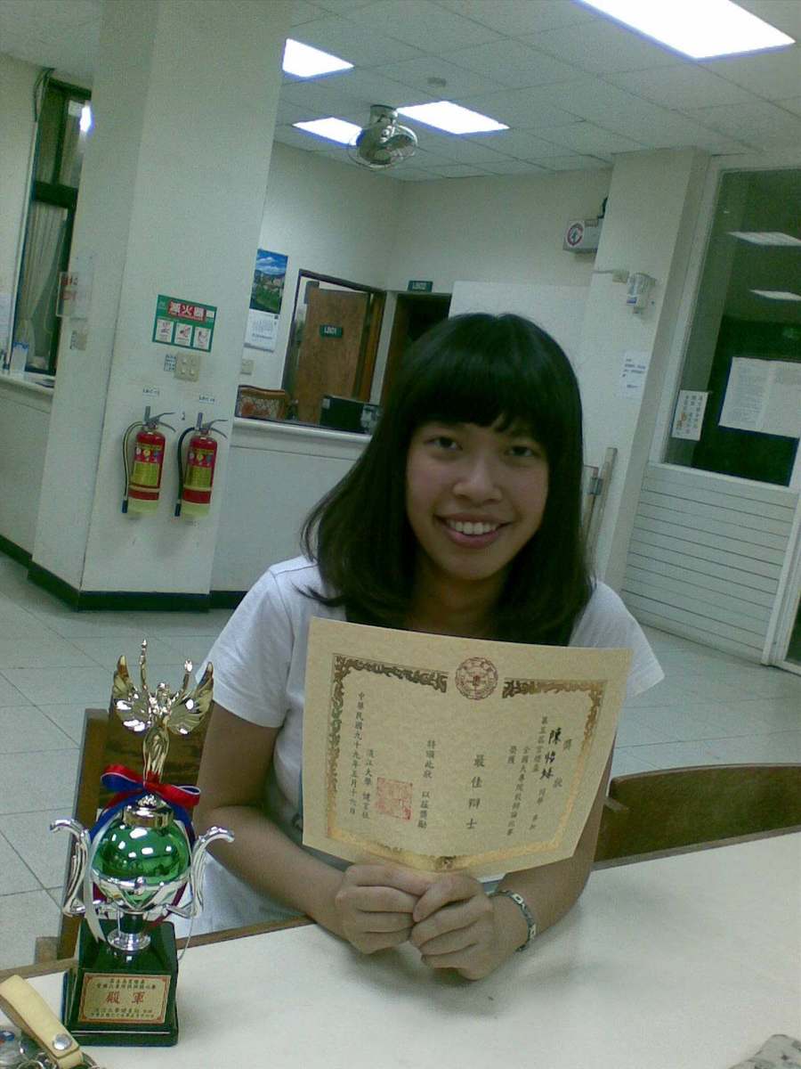 20100521 傲視群雄 辯才無礙的女辯士陳怡廷！圖片