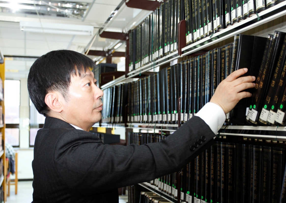 中山大學韓文圖書典藏圖片
