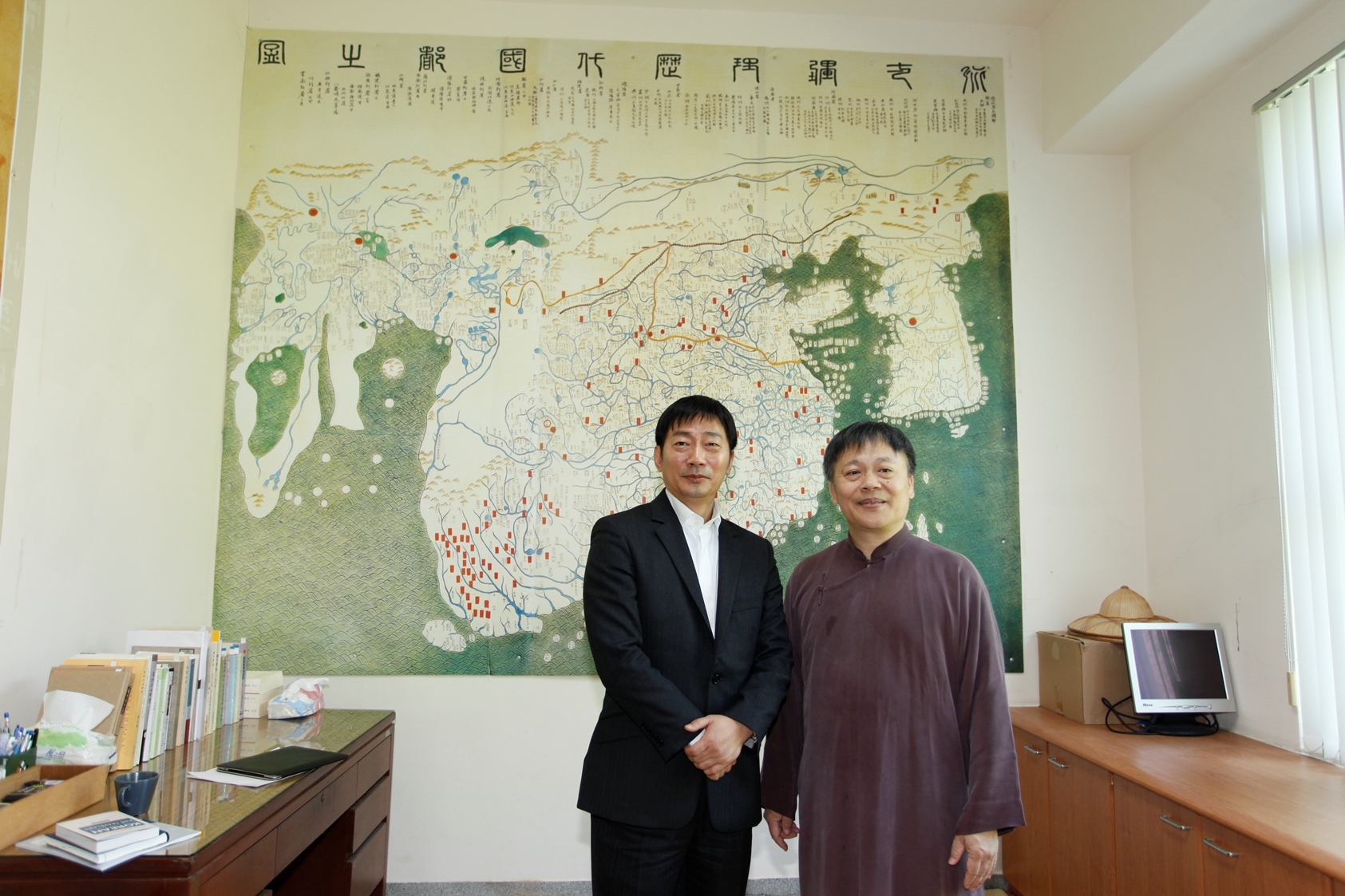 於韓國中心合影圖片