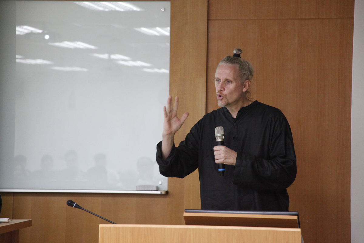 Professor Fabian Heubel of the Institute of Chinese Literature and Philosophy, Academia Sinica