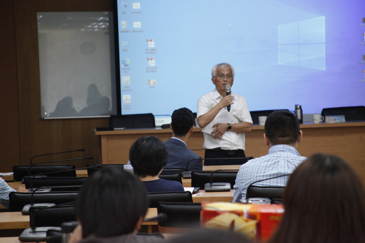 Dean of the College of Liberal Arts Professor Chung-Chi Yu