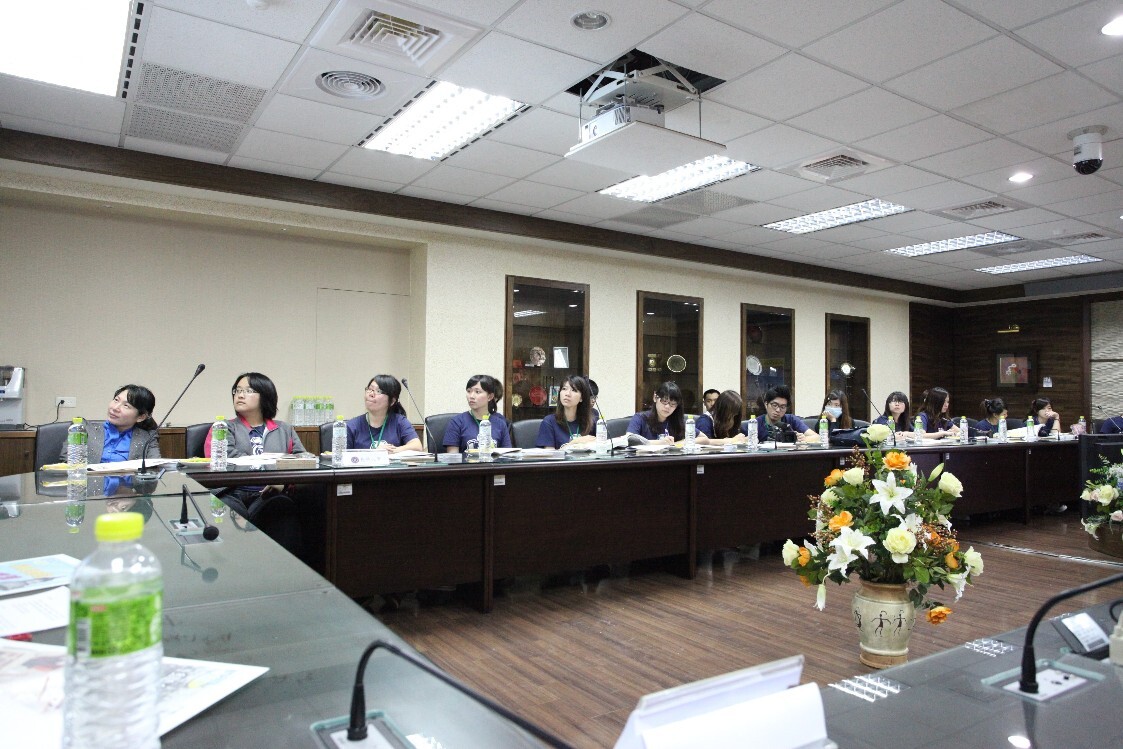 長榮大學校園記者圖片