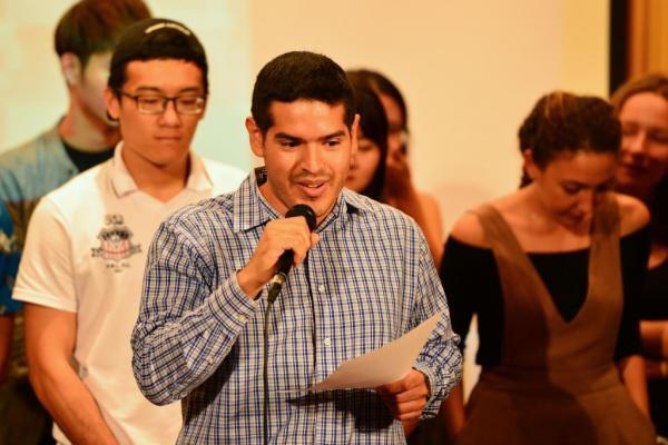 Speech by student representativeImage