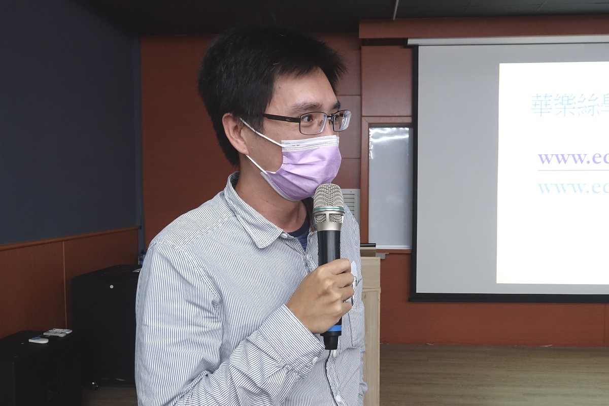 Assistant Professor Wei-Chun Lin of the Department of Photonics hosted the event.Image