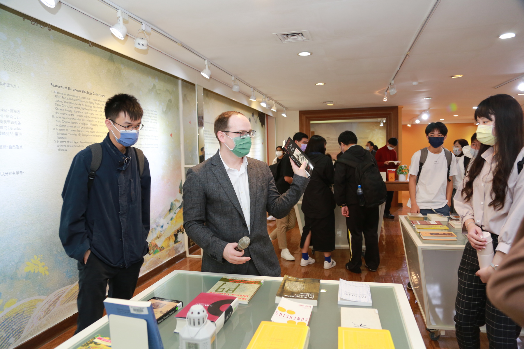Book exhibition on Global Sinology available to visit by April 30
