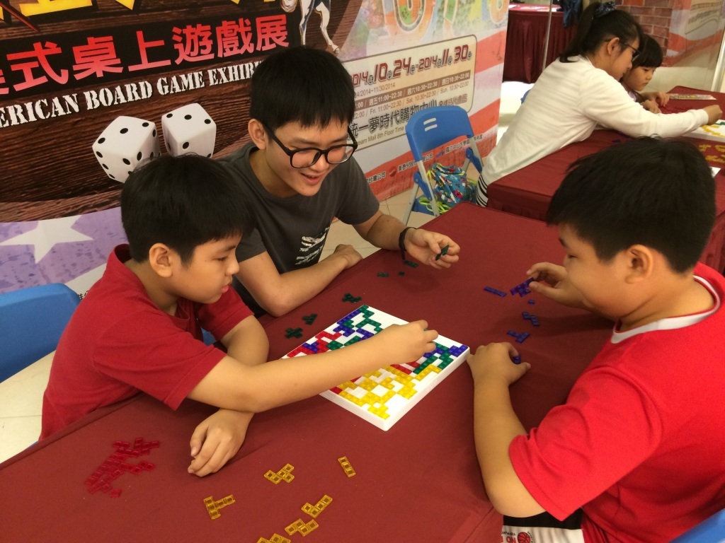 「好戲上桌：美式桌上遊戲展」中山美國中心夢時代桌遊體驗圖片