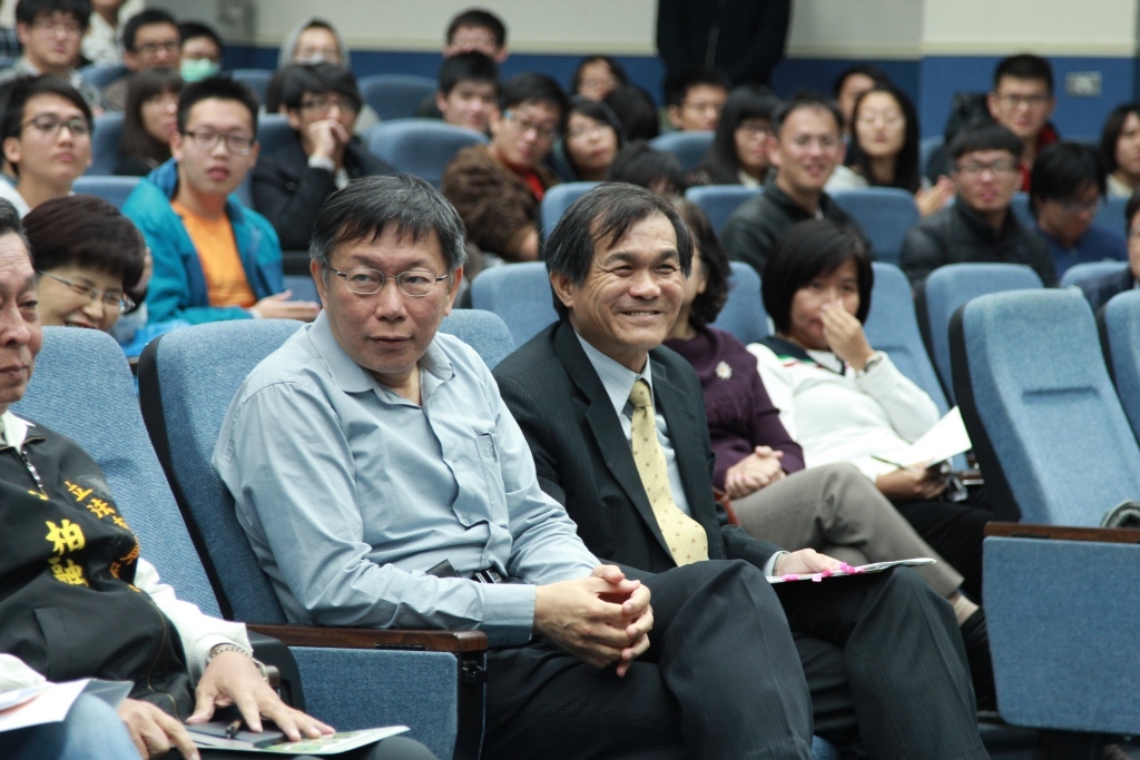 柯文哲市長參與2016 iVoter議題立場發表會圖片
