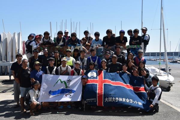 Student and faculty teams of both schools in front of the Nishinomiya vessel garageImage