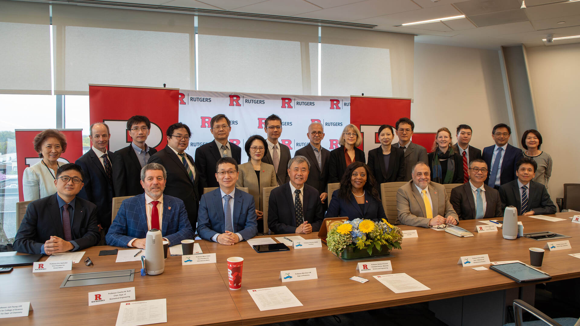 Chancellor of Rutgers University - New Brunswick, Francine Conway, signs MOU and 3+2 agreement with President Ying-Yao Cheng