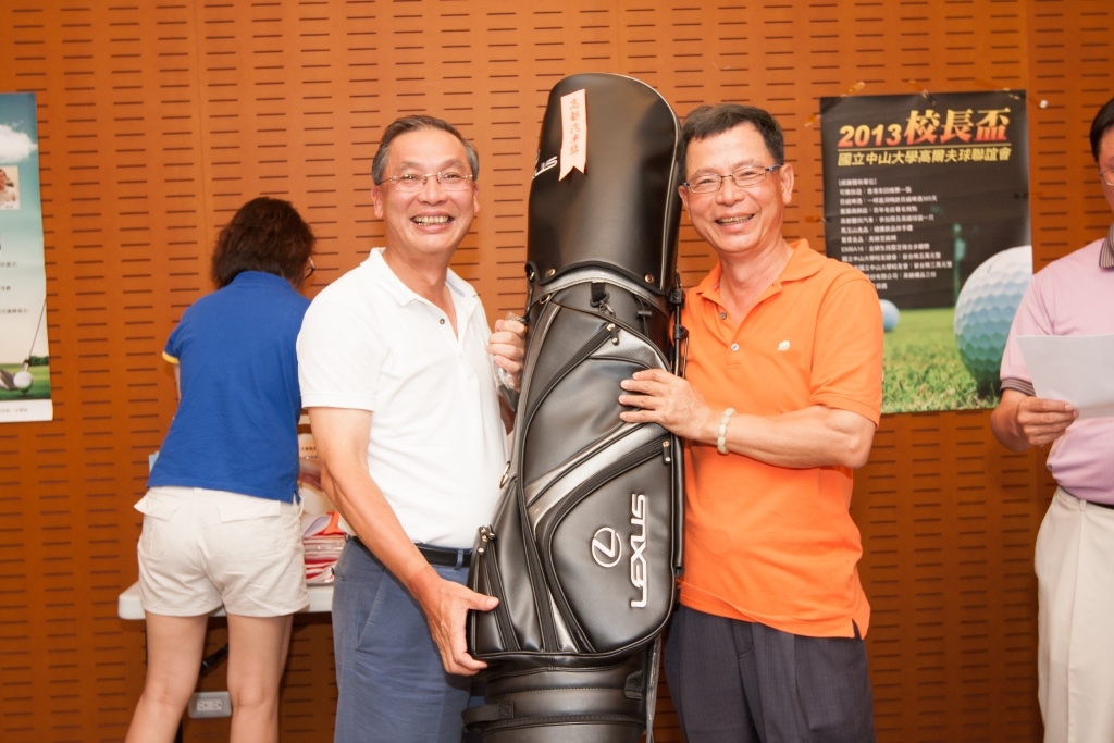 國立中山大學高爾夫球聯誼會第一屆校長盃聯誼賽圓滿落幕圖片