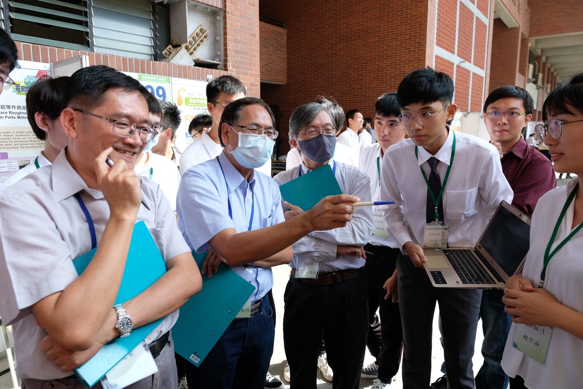 128 student teams propose technologies to address real-life problemsImage