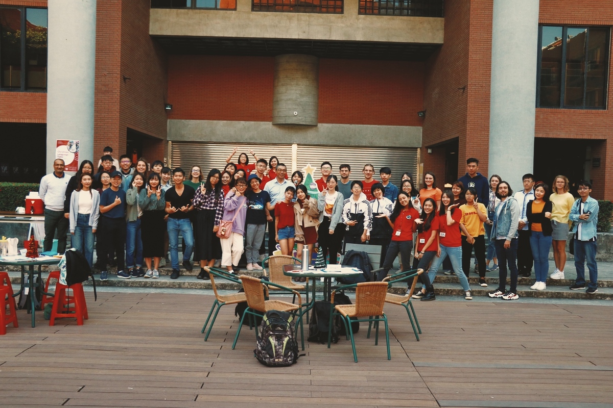 Group photo (provided by OIA)Image