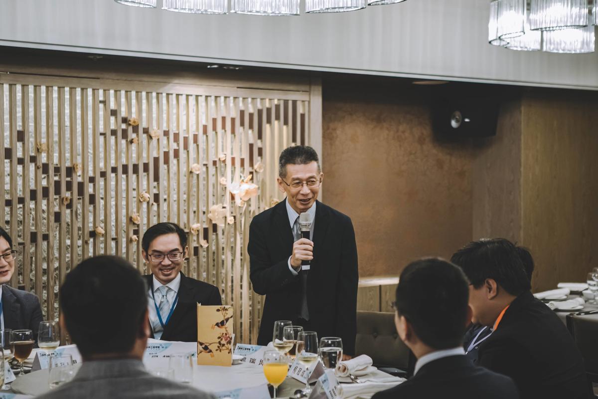 Associate Dean of the College of Management Professor Jui-Kun Kuo giving a speech during the evening banquet.Image