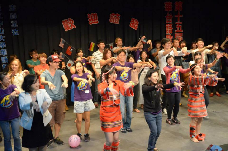 第十五屆外國人華、台語歌唱比賽熱鬧落幕圖片