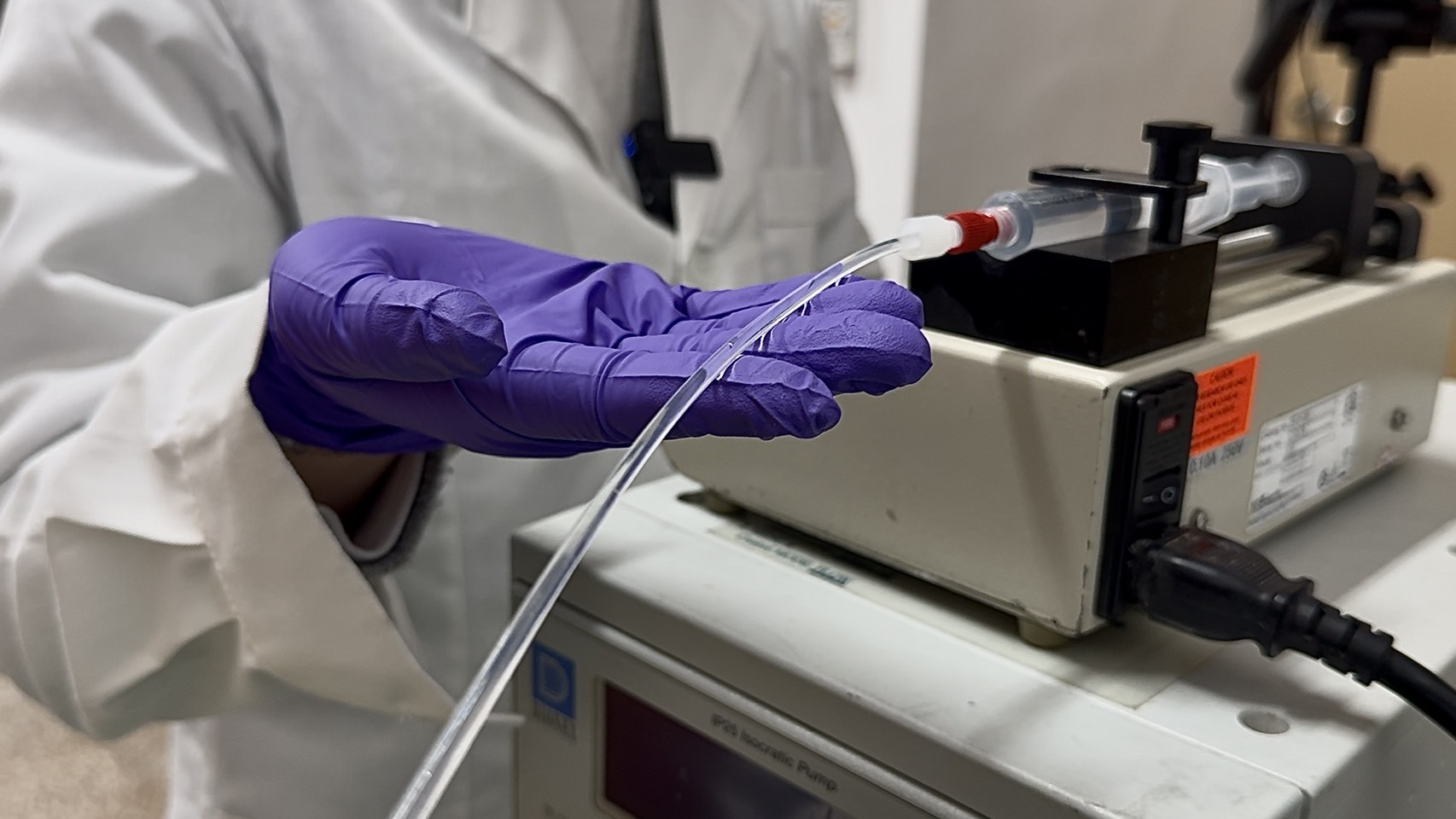 A revolution of light: NSYSU accelerates preparation of potential Alzheimer's drug with publication in leading chemistry journal