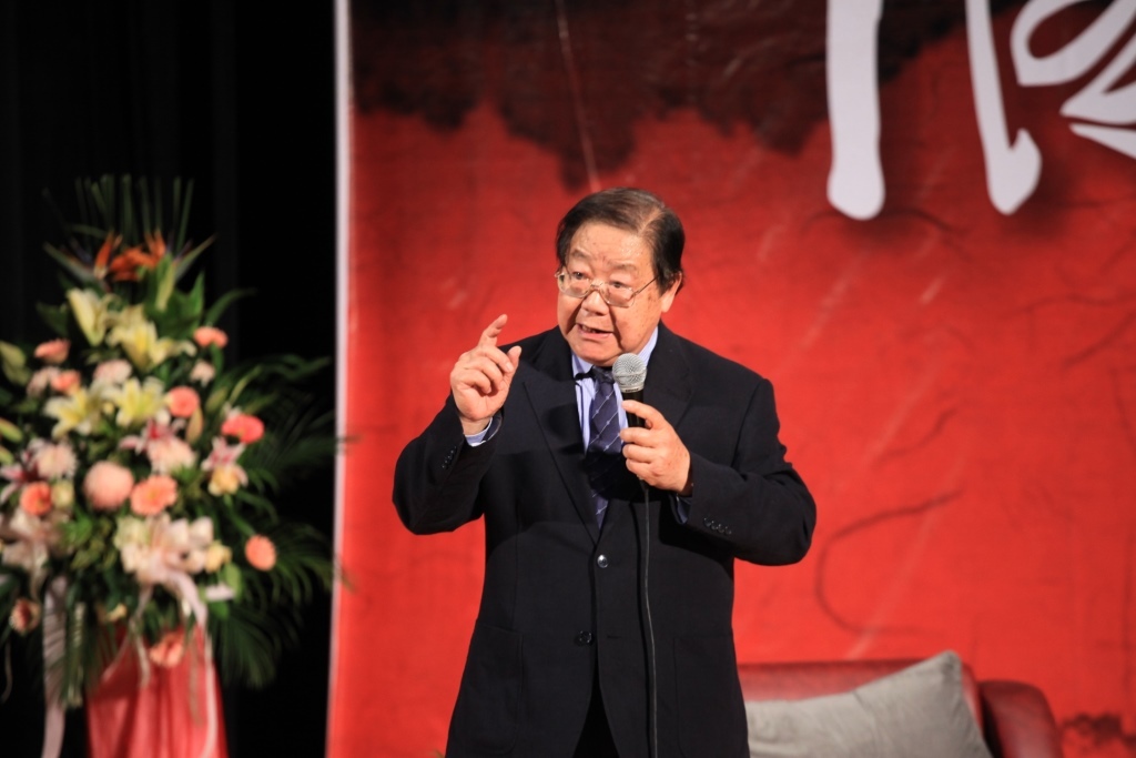金耀基院士侃侃而談圖片