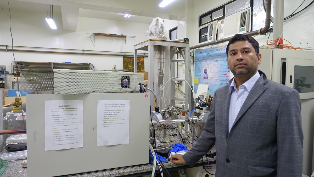 Assistant Professor Wadekar built his own Atmospheric Pressure Chemical Vapor Deposition System (APCVD) for growing 2D transition metal dichalcogenides.