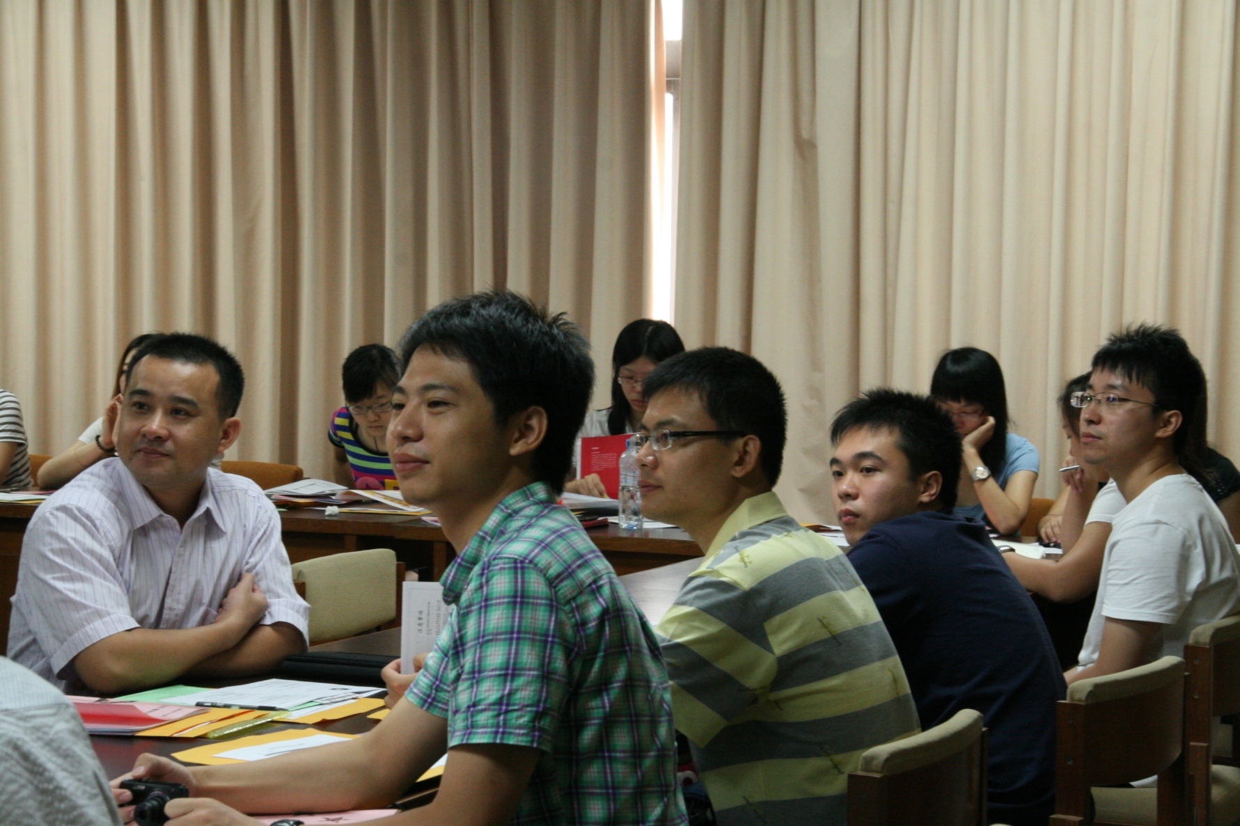 中山大學境外學生報到圖片