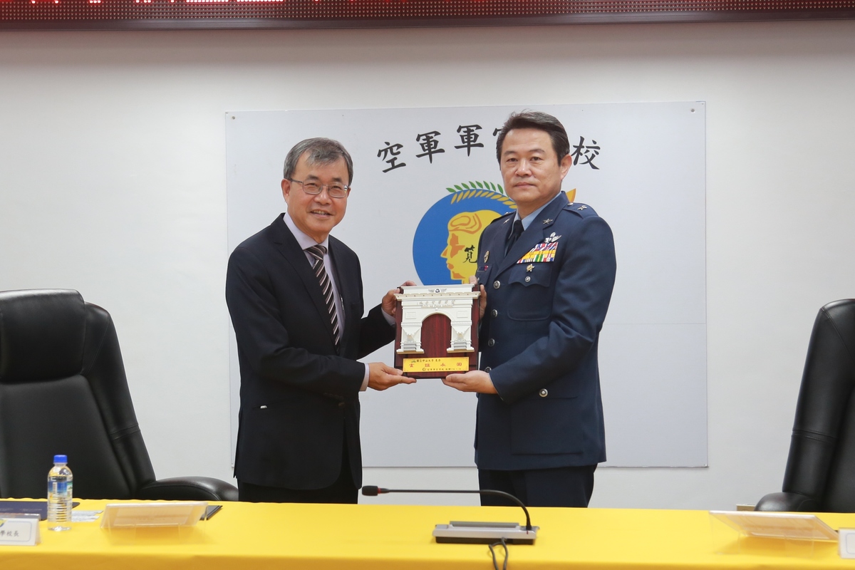 NSYSU and R.O.C. Air Force Academy sign strategic alliance agreementImage