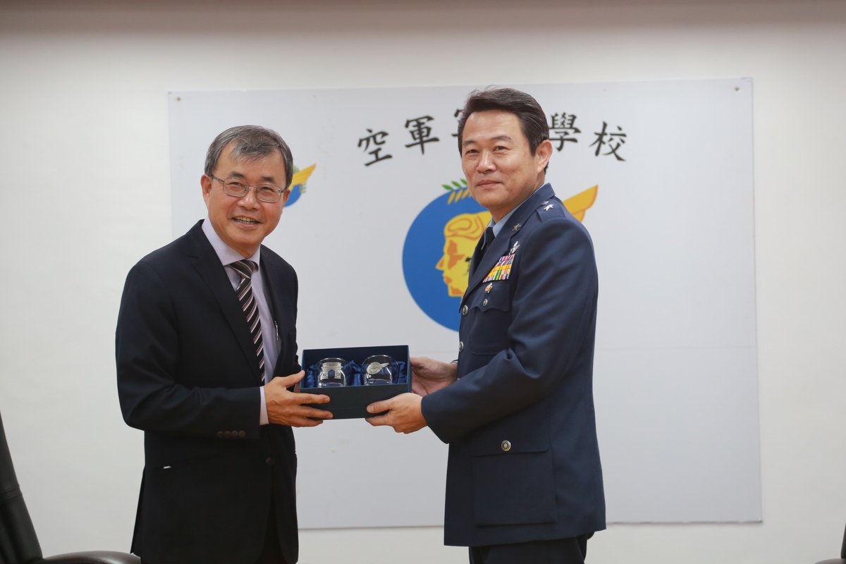 NSYSU and R.O.C. Air Force Academy sign strategic alliance agreementImage