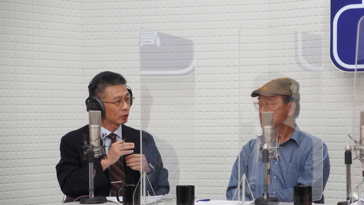 Moderator – Jui-Kun Kuo, Professor of the Institute of Public Affairs Management and Associate Dean of the College of Management