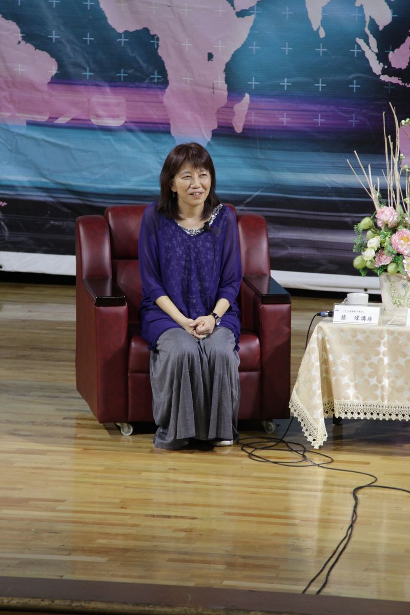翻轉生命 蔡瑋總監鼓勵年輕學子「活出自己」圖片