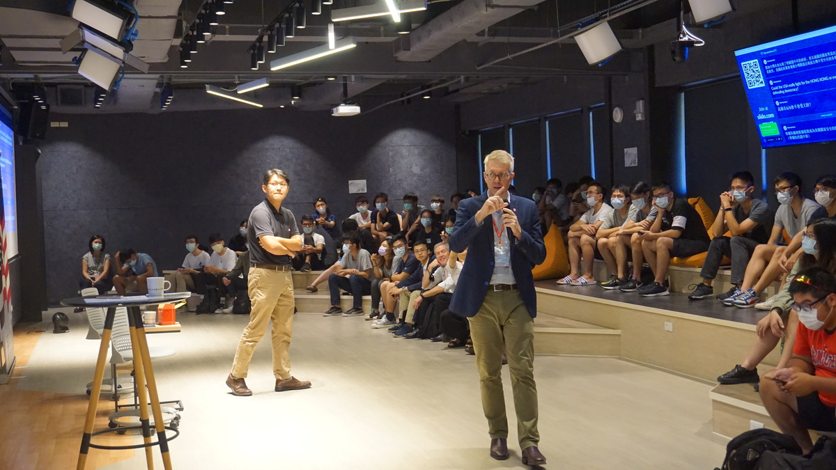 Chief of the Kaohsiung Branch of American Institute in Taiwan Matthew O’Connor gives a talk on U.S.-Taiwan Relations