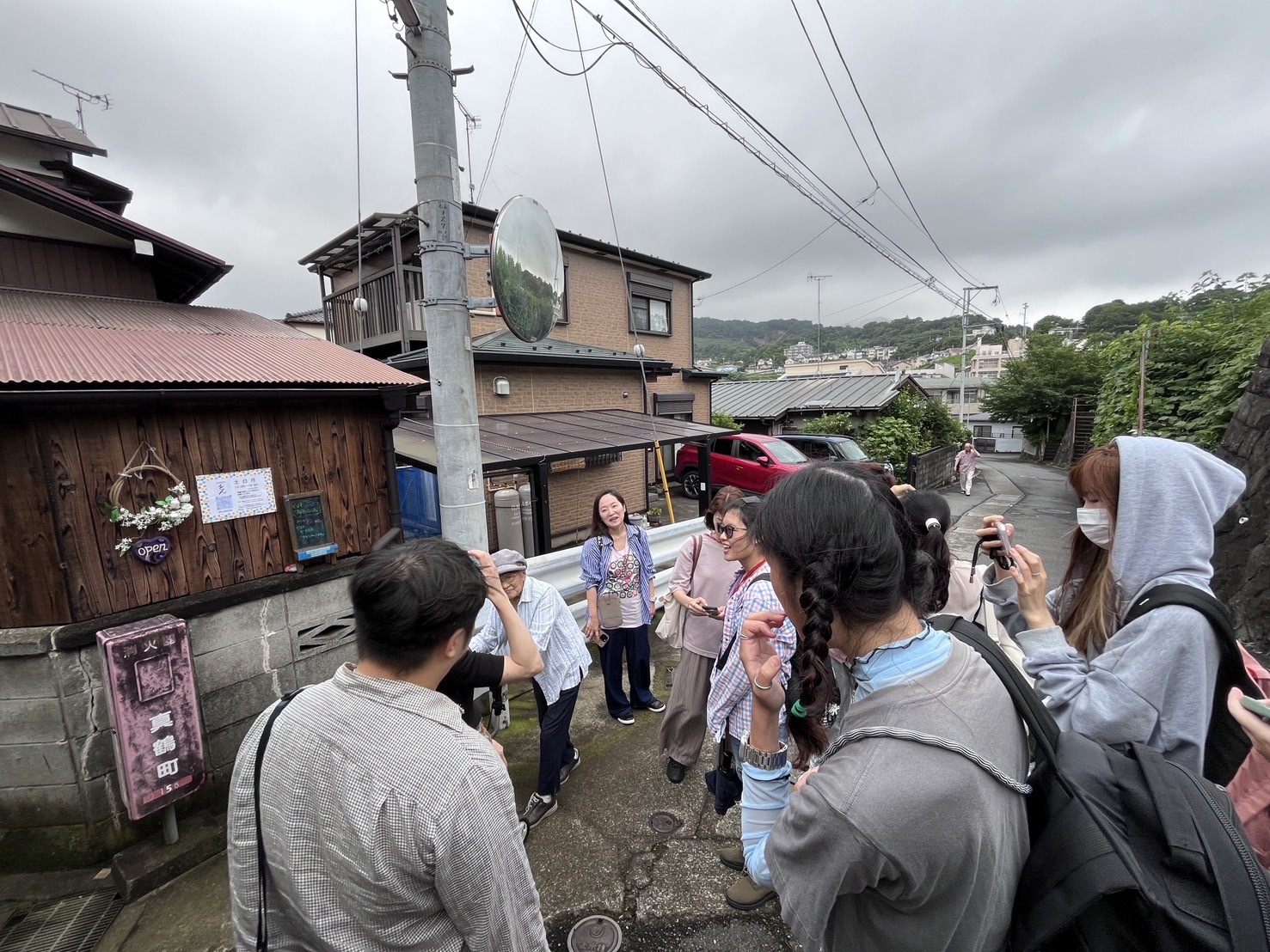 Visited practical sites to learn about regional revitalization cases.